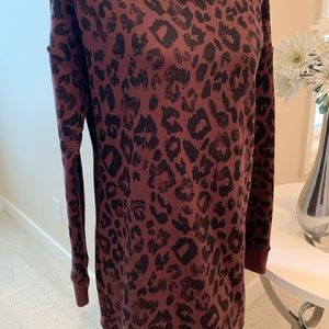 Peyton Jensen long sweatshirt in copper copper